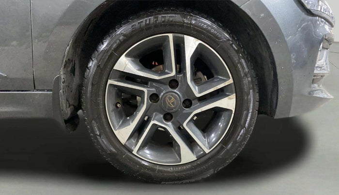 2021 Tata TIGOR XZA PLUS PETROL, Petrol, Automatic, 1,00,126 km, Right Front Wheel