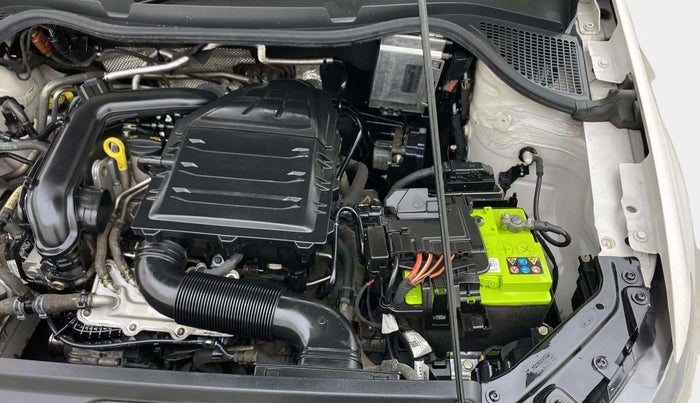 2021 Volkswagen Polo 1.0 GT TSI AT, Petrol, Automatic, 29,769 km, Engine View - Left