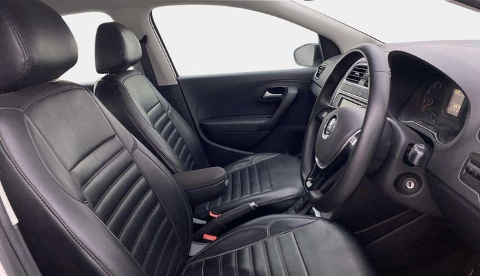 2021 Volkswagen Polo 1.0 GT TSI AT, Petrol, Automatic, 29,769 km, Right Side Front Door Cabin