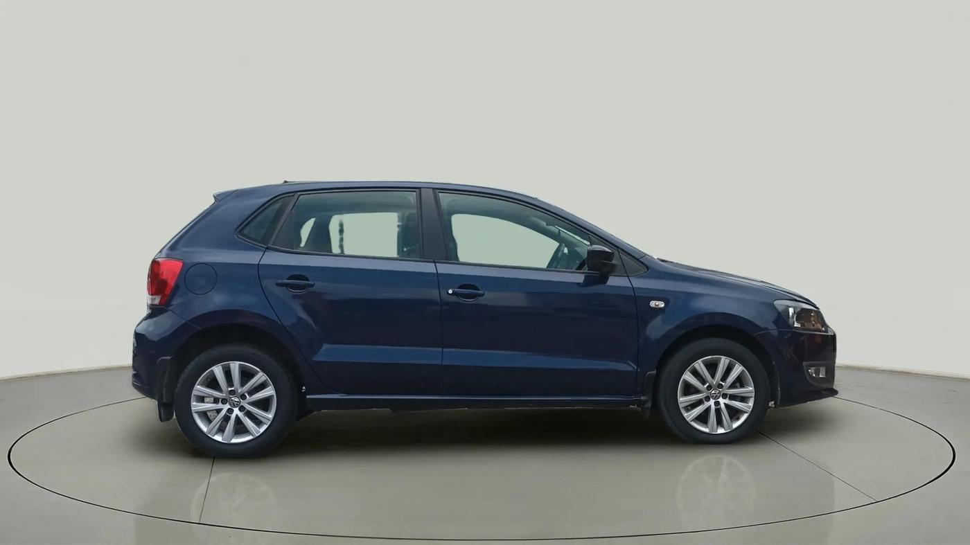 2013 Volkswagen Polo HIGHLINE1.2L, Petrol, Manual, 52,905 km, Right Side View