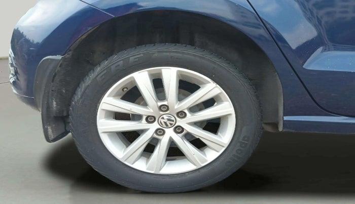 2013 Volkswagen Polo HIGHLINE1.2L, Petrol, Manual, 52,905 km, Right Rear Wheel