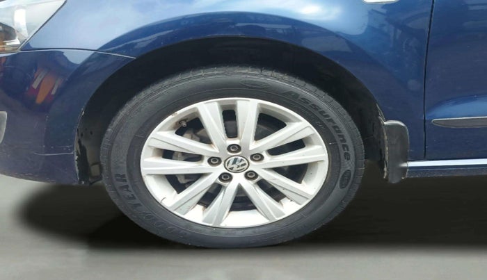 2013 Volkswagen Polo HIGHLINE1.2L, Petrol, Manual, 52,905 km, Left Front Wheel