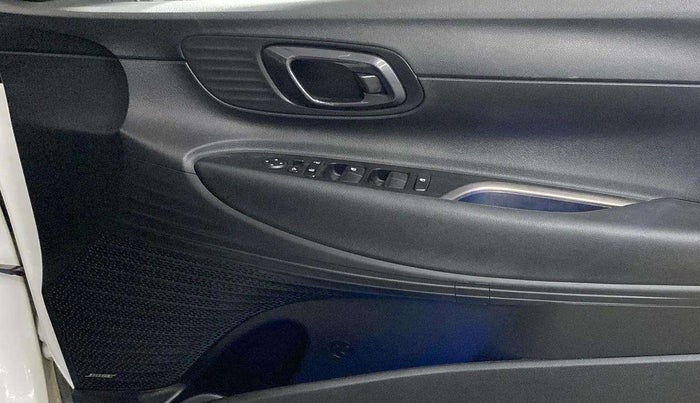 2021 Hyundai NEW I20 ASTA 1.2 AT, Petrol, Automatic, 29,796 km, Driver Side Door Panels Control