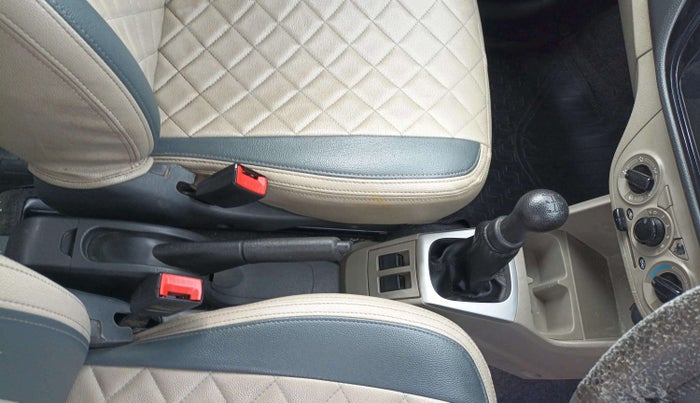 2015 Maruti Alto K10 VXI, Petrol, Manual, 34,237 km, Gear Lever
