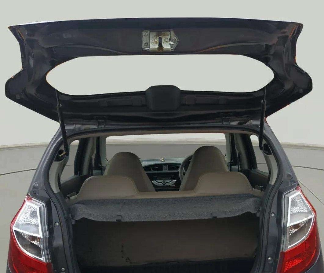 Boot-Open-Top-Half-View-43