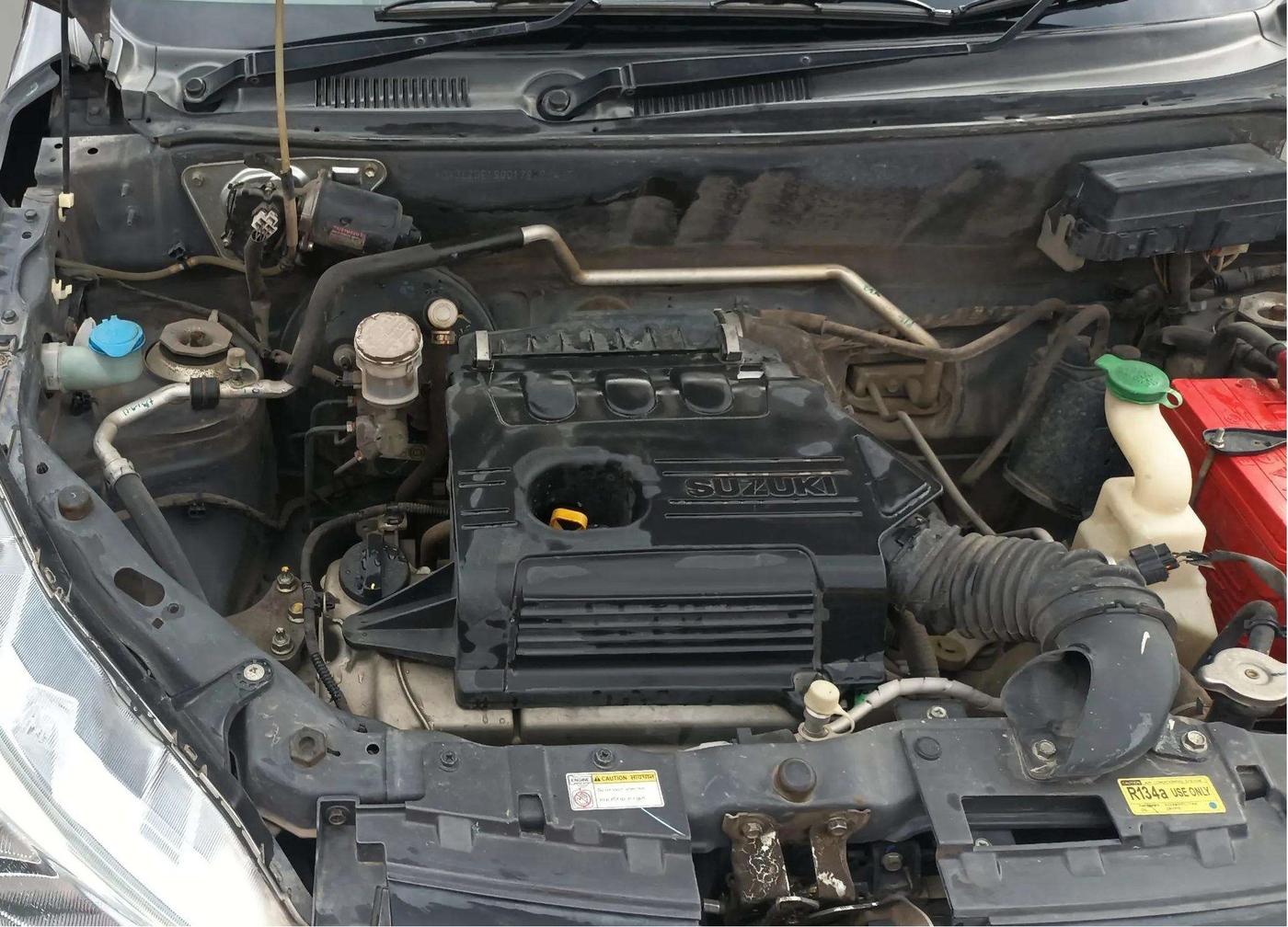 2015 Maruti Alto K10 VXI, Petrol, Manual, 34,237 km, Engine View - Right