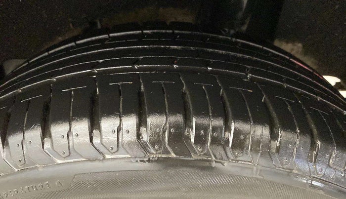 2019 Maruti Baleno ZETA CVT PETROL 1.2, Petrol, Automatic, 48,324 km, Left Rear Tyre Tread