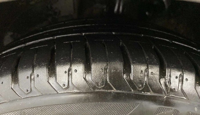 2019 Maruti Baleno ZETA CVT PETROL 1.2, Petrol, Automatic, 48,324 km, Left Front Tyre Tread