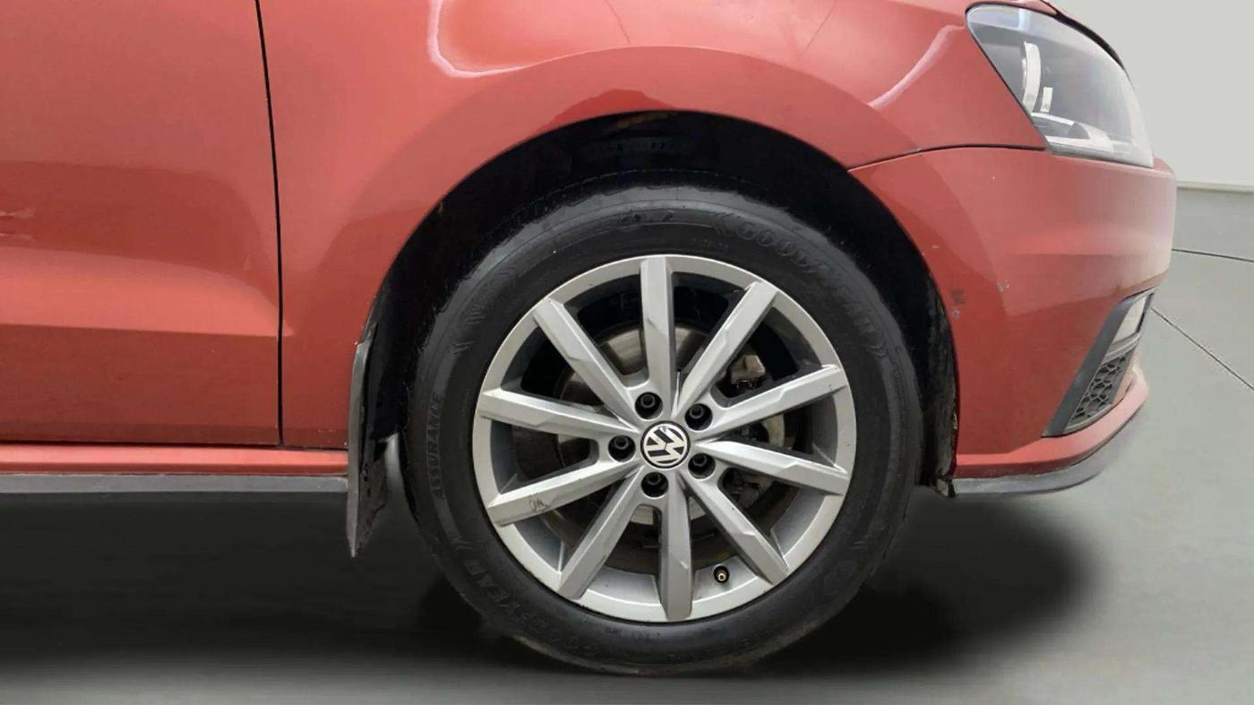 2020 Volkswagen Polo HIGHLINE PLUS 1.0L TSI, Petrol, Manual, 66,668 km, Right Front Wheel
