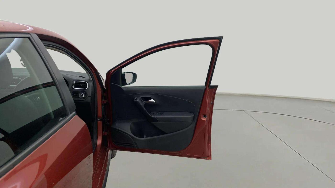 2020 Volkswagen Polo HIGHLINE PLUS 1.0L TSI, Petrol, Manual, 66,668 km, RHS Front Door