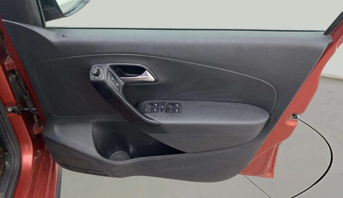 2020 Volkswagen Polo HIGHLINE PLUS 1.0L TSI, Petrol, Manual, 66,371 km, Driver Side Door Panels Control