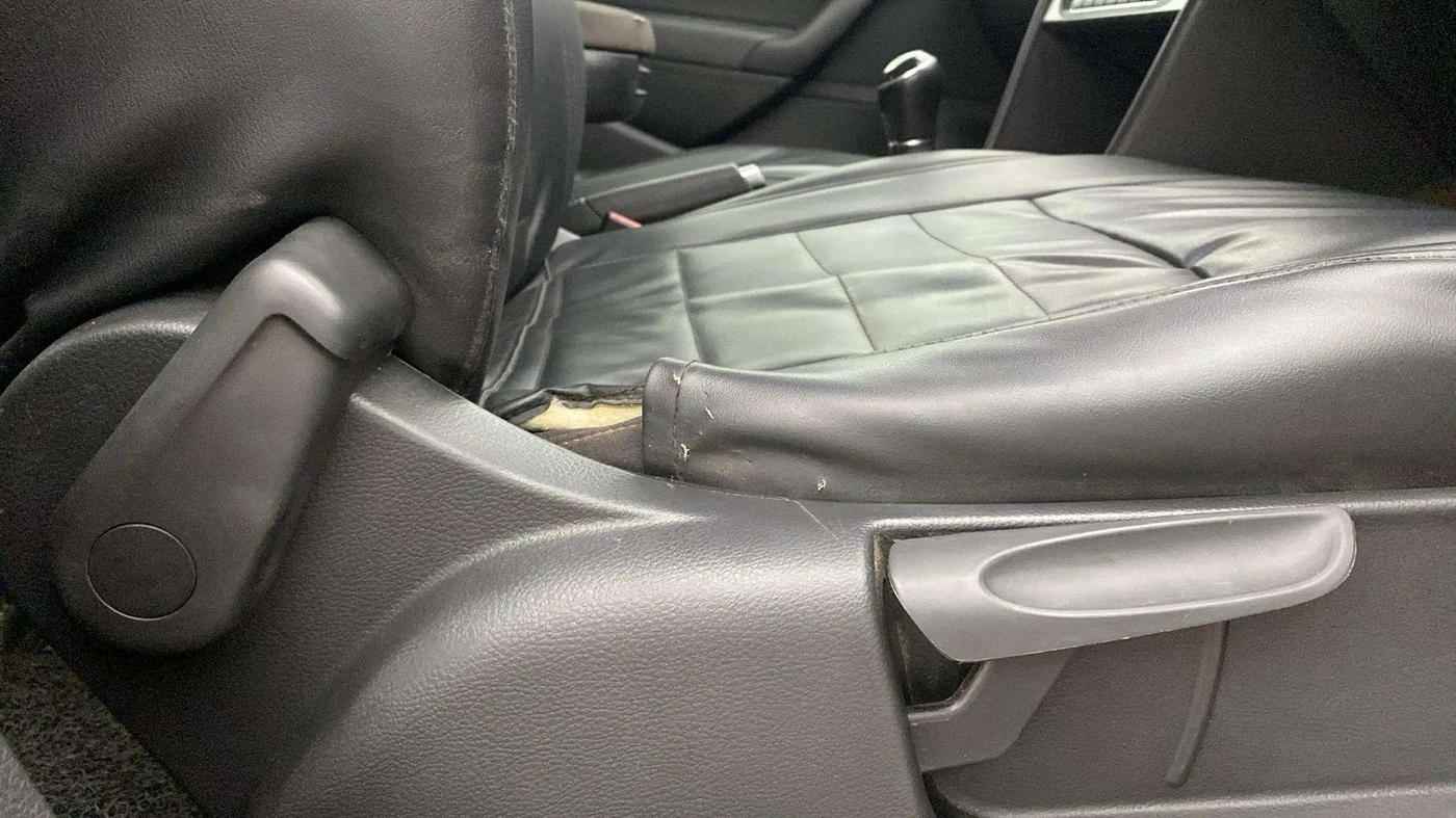 2020 Volkswagen Polo HIGHLINE PLUS 1.0L TSI, Petrol, Manual, 66,668 km, Driver Side Adjustment Panel