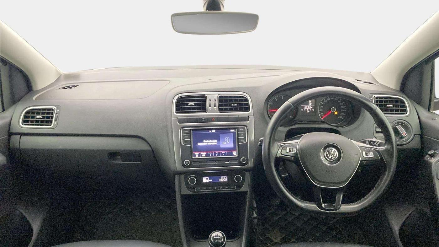 2020 Volkswagen Polo HIGHLINE PLUS 1.0L TSI, Petrol, Manual, 66,668 km, Dashboard
