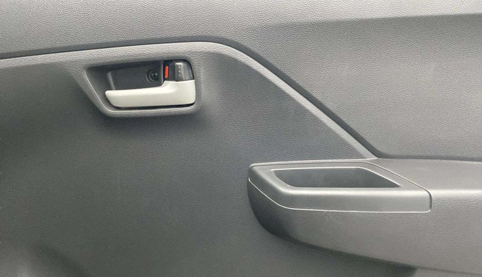 2024 Maruti Alto K10 VXI PLUS, Petrol, Manual, 3,537 km, Driver Side Door Panels Control