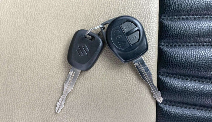 2024 Maruti Alto K10 VXI PLUS, Petrol, Manual, 3,537 km, Key Close Up