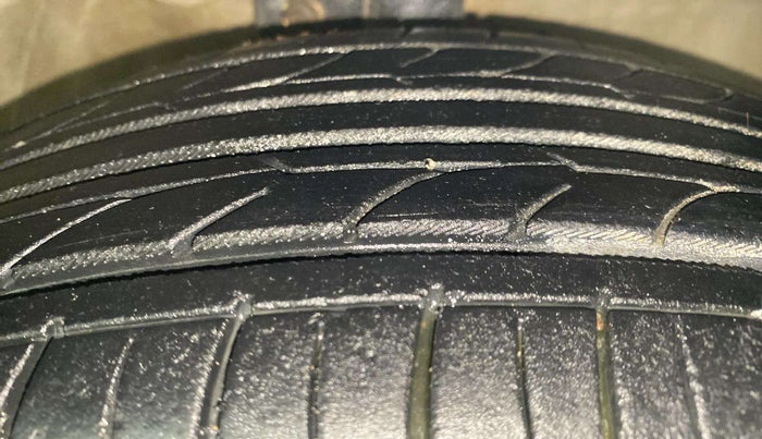 2017 Maruti Celerio ZXI (O), Petrol, Manual, 78,436 km, Right Front Tyre Tread