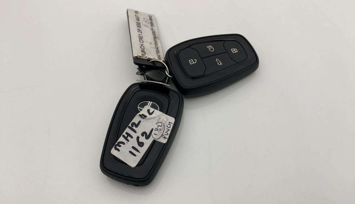 2022 Tata PUNCH CREATIVE  AMT, Petrol, Automatic, 12,026 km, Key Close Up
