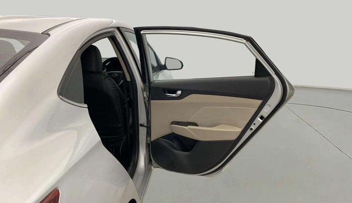 2018 Hyundai Verna 1.6 VTVT SX, Petrol, Manual, 48,630 km, RHS Rear Door