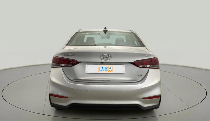 2018 Hyundai Verna 1.6 VTVT SX, Petrol, Manual, 48,630 km, Back/Rear