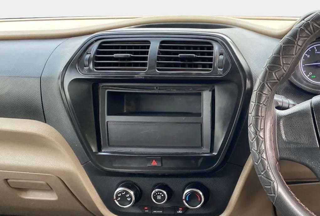 2021 Mahindra BOLERO NEO N 4, Diesel, Manual, 28,331 km, Air Conditioner