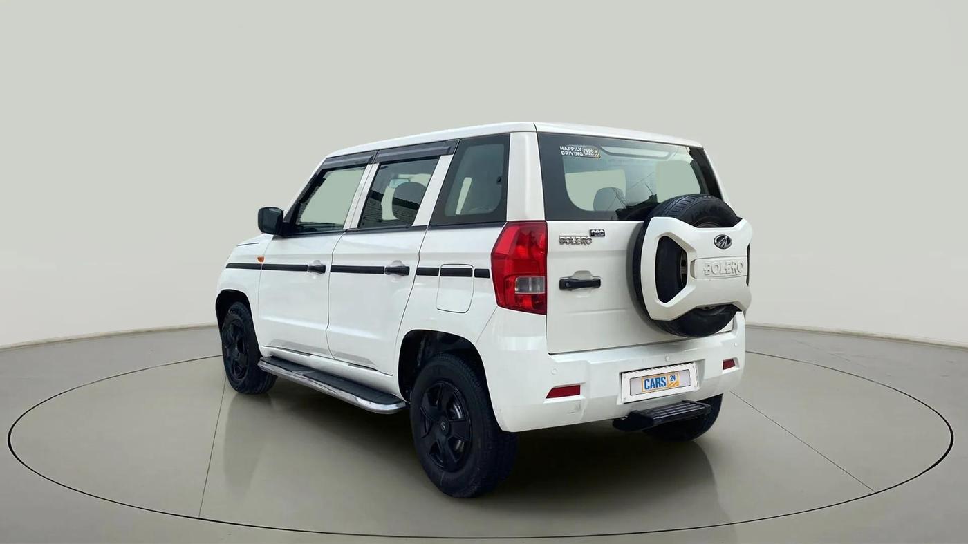 2021 Mahindra BOLERO NEO N 4, Diesel, Manual, 28,331 km, Left Back Diagonal