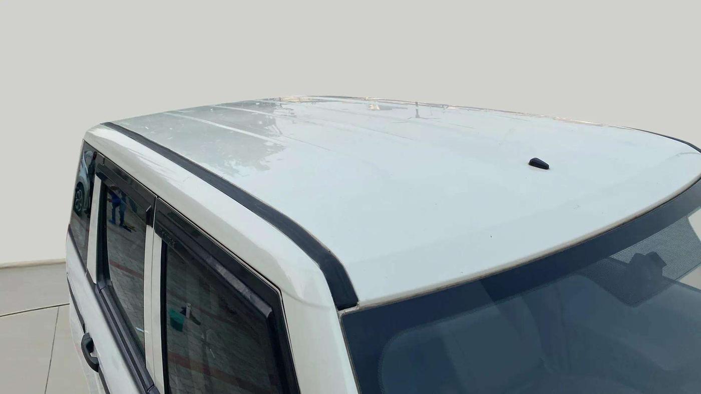 2021 Mahindra BOLERO NEO N 4, Diesel, Manual, 28,331 km, Roof