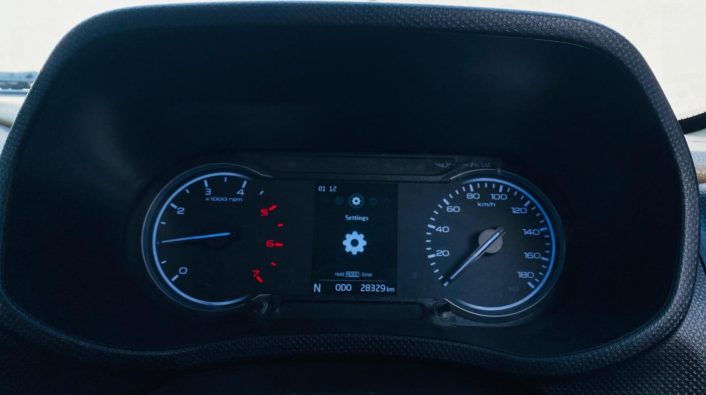 2021 Mahindra BOLERO NEO N 4, Diesel, Manual, 28,331 km, Odometer Image