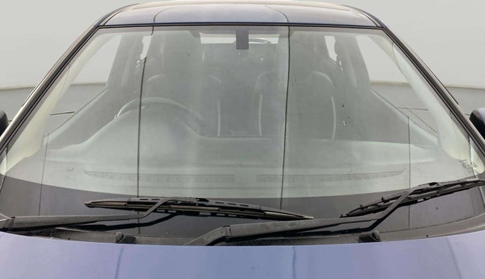 2017 Maruti Baleno ALPHA PETROL 1.2, Petrol, Manual, 67,182 km, Front Windshield
