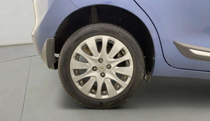 2017 Maruti Baleno ALPHA PETROL 1.2, Petrol, Manual, 67,182 km, Right Rear Wheel