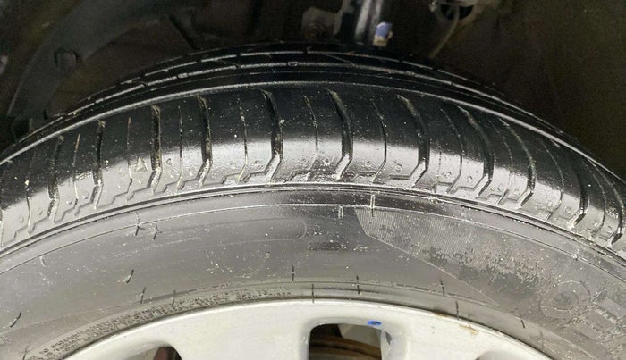2017 Maruti Baleno ALPHA PETROL 1.2, Petrol, Manual, 67,182 km, Left Front Tyre Tread