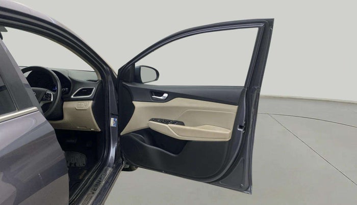 2019 Hyundai Verna 1.6 VTVT SX (O) AT, Petrol, Automatic, 33,280 km, RHS Front Door