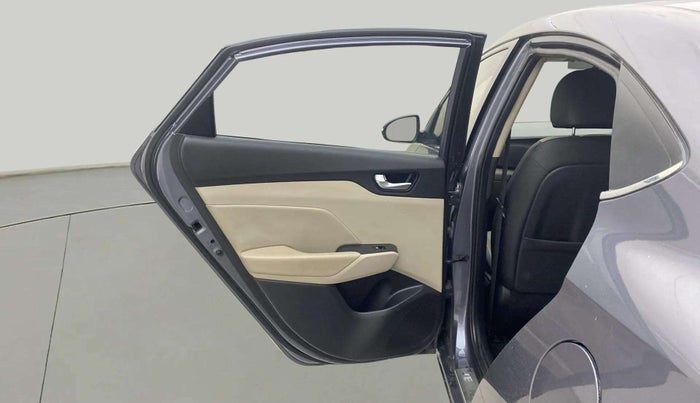 2019 Hyundai Verna 1.6 VTVT SX (O) AT, Petrol, Automatic, 33,280 km, LHS Rear Door