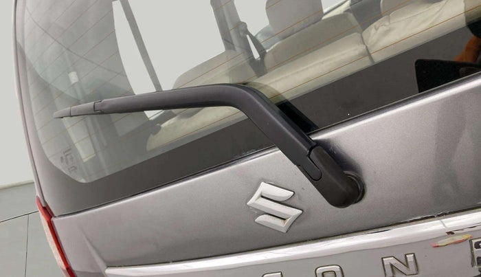 2017 Maruti Wagon R 1.0 VXI (O) AMT, Petrol, Automatic, 49,532 km, Rear Wiper