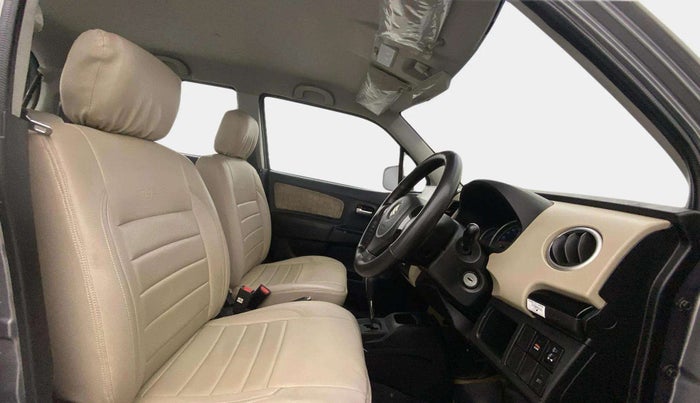2017 Maruti Wagon R 1.0 VXI (O) AMT, Petrol, Automatic, 49,532 km, Right Side Front Door Cabin