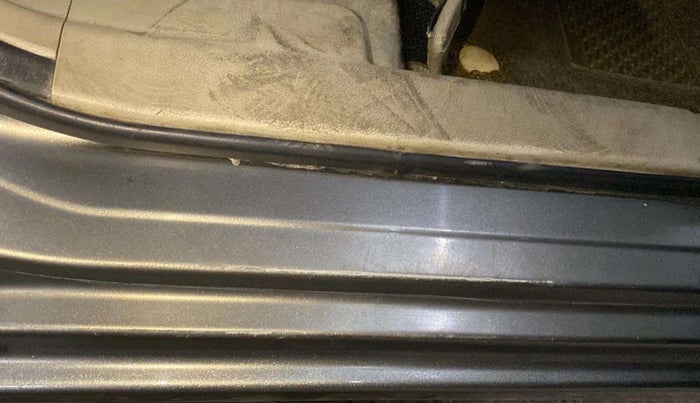 2020 Maruti Ertiga ZXI SHVS, Petrol, Manual, 74,250 km, Right running board - Minor scratches