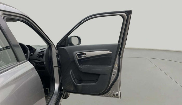 2016 Maruti Vitara Brezza ZDI PLUS, Diesel, Manual, 79,674 km, RHS Front Door