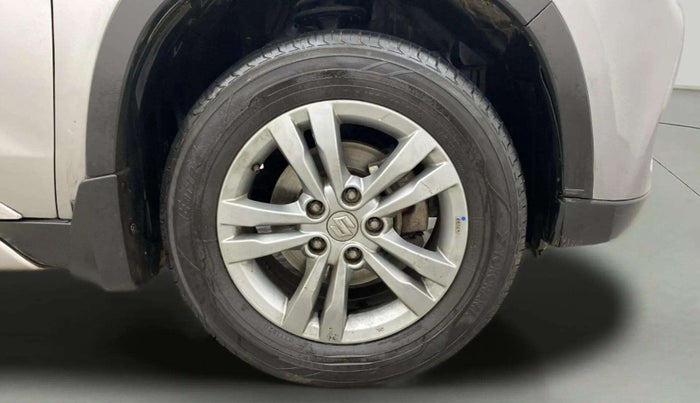 2016 Maruti Vitara Brezza ZDI PLUS, Diesel, Manual, 79,674 km, Right Front Wheel