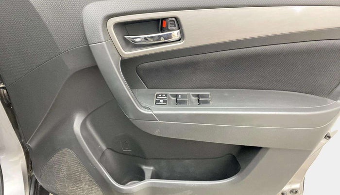 2016 Maruti Vitara Brezza ZDI PLUS, Diesel, Manual, 79,674 km, Driver Side Door Panels Control