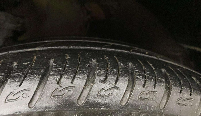 2021 KIA SONET HTX 1.0 IMT, Petrol, Manual, 65,838 km, Left Front Tyre Tread