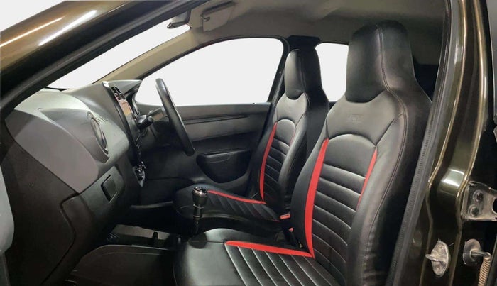 2022 Renault Kwid RXT 1.0 (O), Petrol, Manual, 52,133 km, Right Side Front Door Cabin
