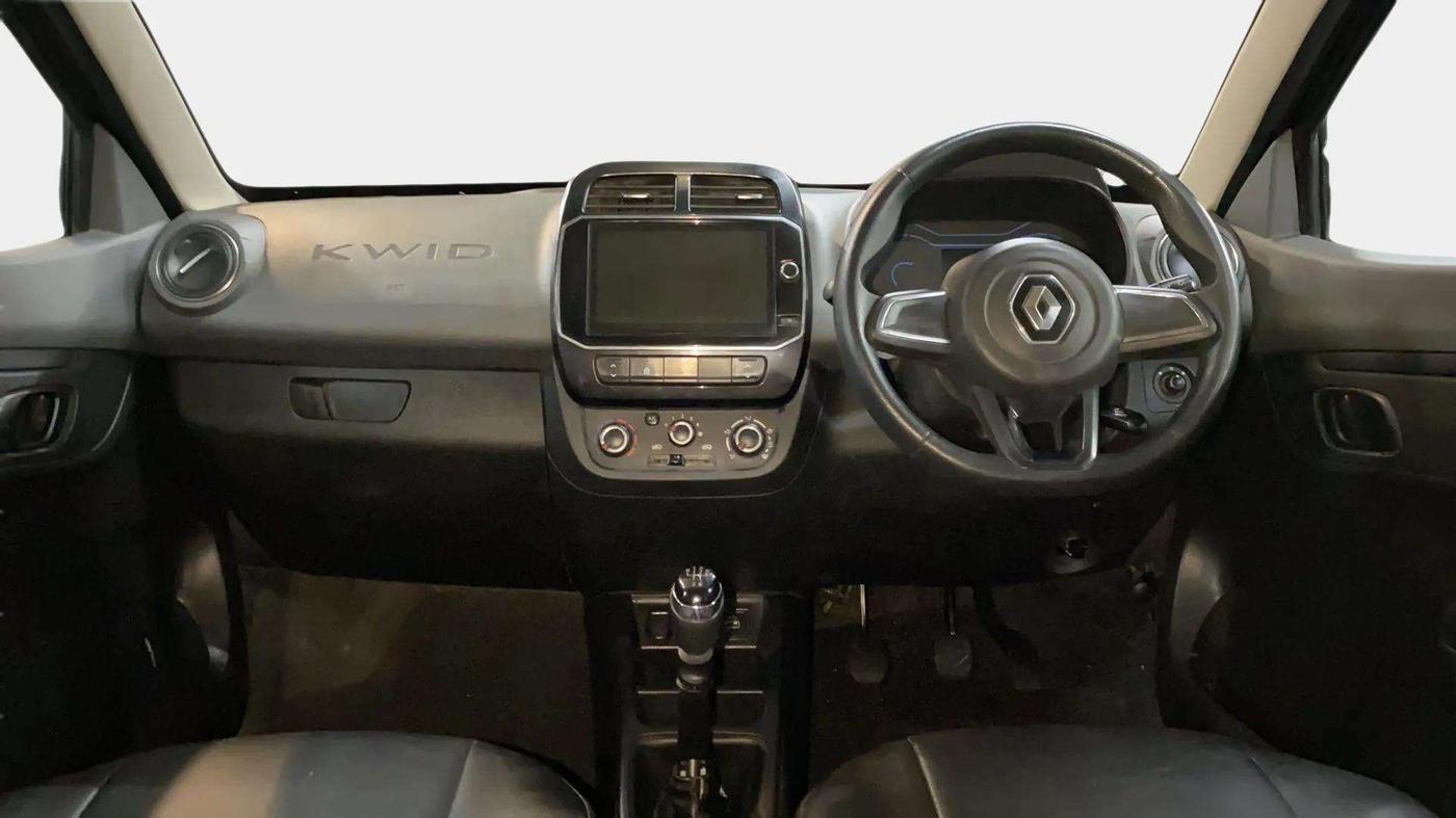 2022 Renault Kwid RXT 1.0 (O), Petrol, Manual, 52,172 km, Dashboard