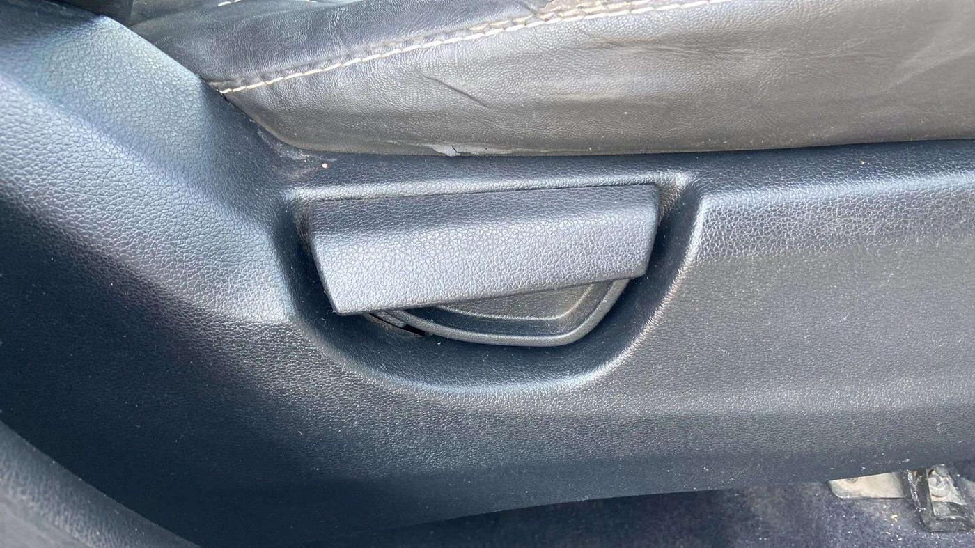2019 Hyundai NEW SANTRO SPORTZ MT, Petrol, Manual, 62,508 km, Driver Side Adjustment Panel