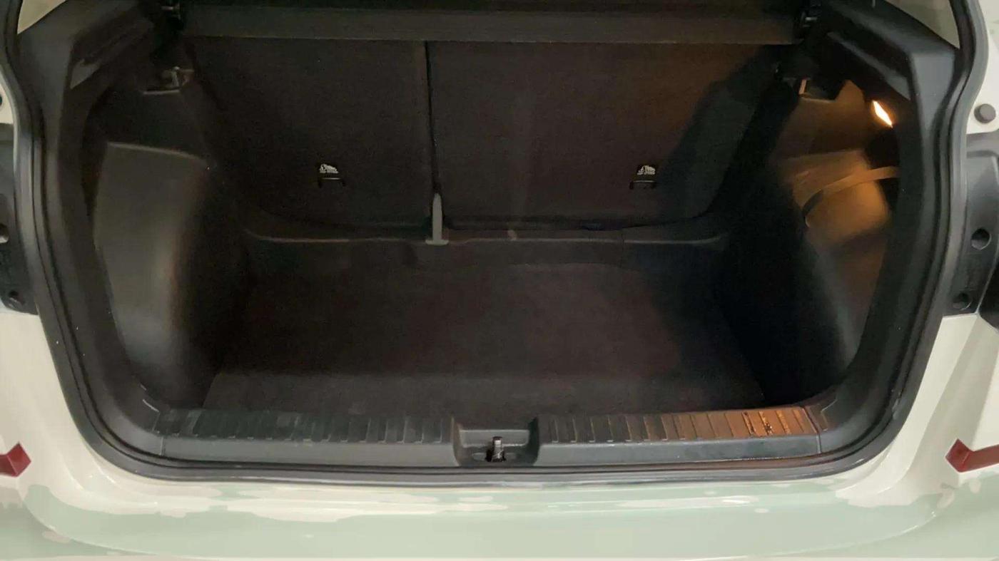 2022 Skoda KUSHAQ AMBITION 1.0L TSI AT, Petrol, Automatic, 59,676 km, Boot Inside