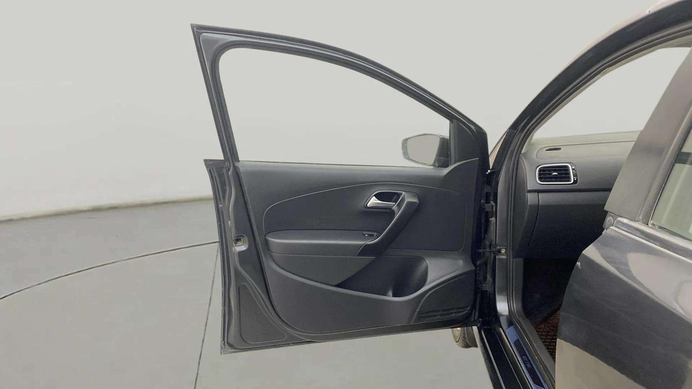 2018 Volkswagen Polo GT TSI AT, Petrol, Automatic, 59,689 km, LHS Front Door