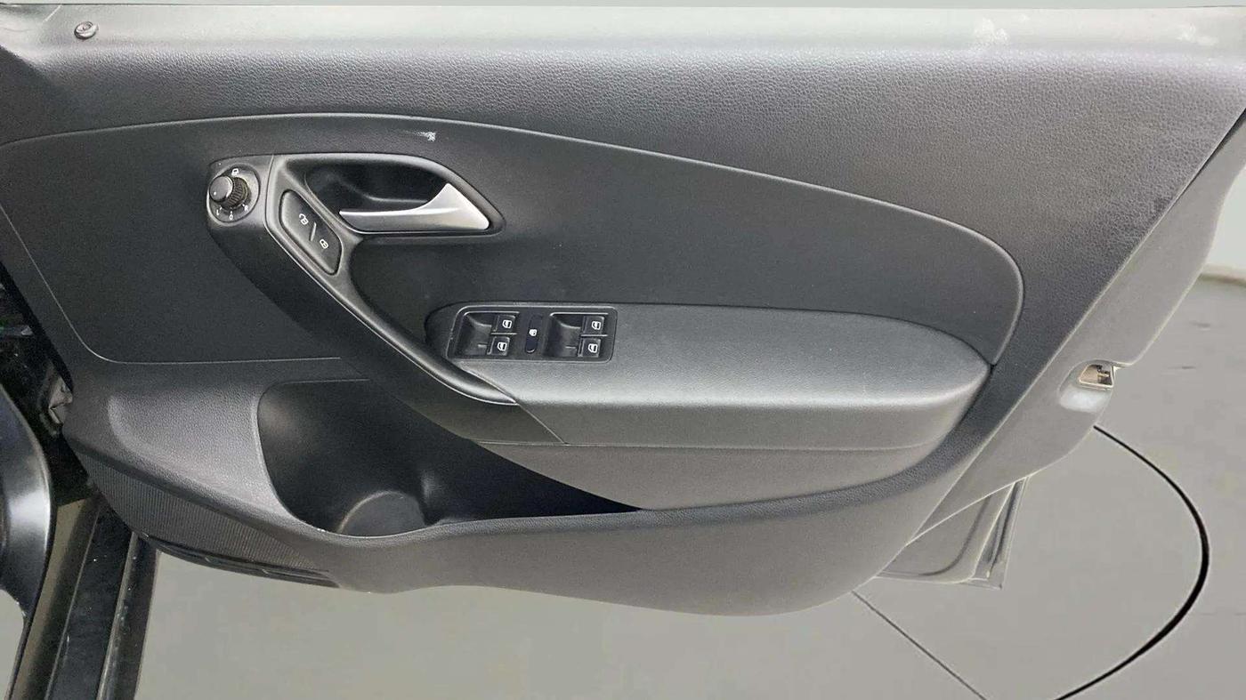 2018 Volkswagen Polo GT TSI AT, Petrol, Automatic, 59,689 km, Driver Side Door Panels Control