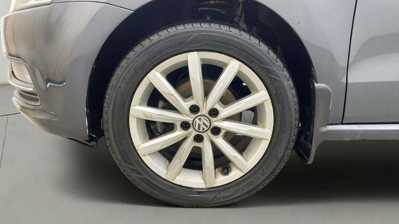2018 Volkswagen Polo GT TSI AT, Petrol, Automatic, 59,689 km, Left Front Wheel