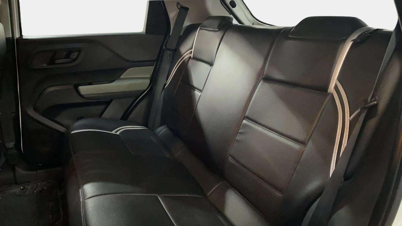 2022 Tata PUNCH ADVENTURE AMT, Petrol, Automatic, 24,836 km, Right Side Rear Door Cabin