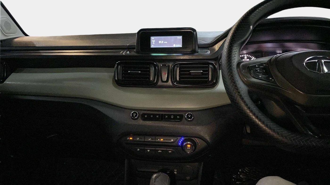 2022 Tata PUNCH ADVENTURE AMT, Petrol, Automatic, 24,836 km, Air Conditioner