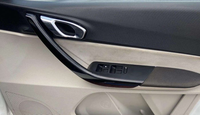 2022 Tata TIGOR XZ PLUS CNG, CNG, Manual, 37,330 km, Driver Side Door Panels Control