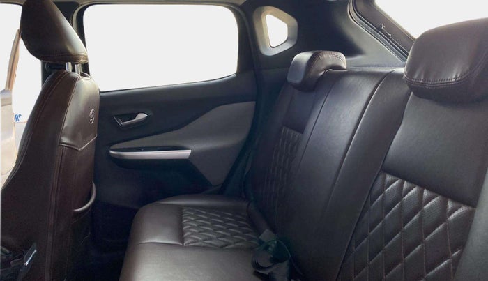 2022 Nissan MAGNITE XL, Petrol, Manual, 17,578 km, Right Side Rear Door Cabin